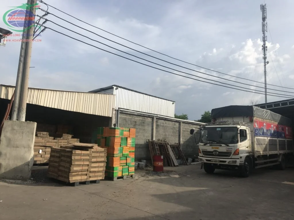 xe-van-chuyen-857