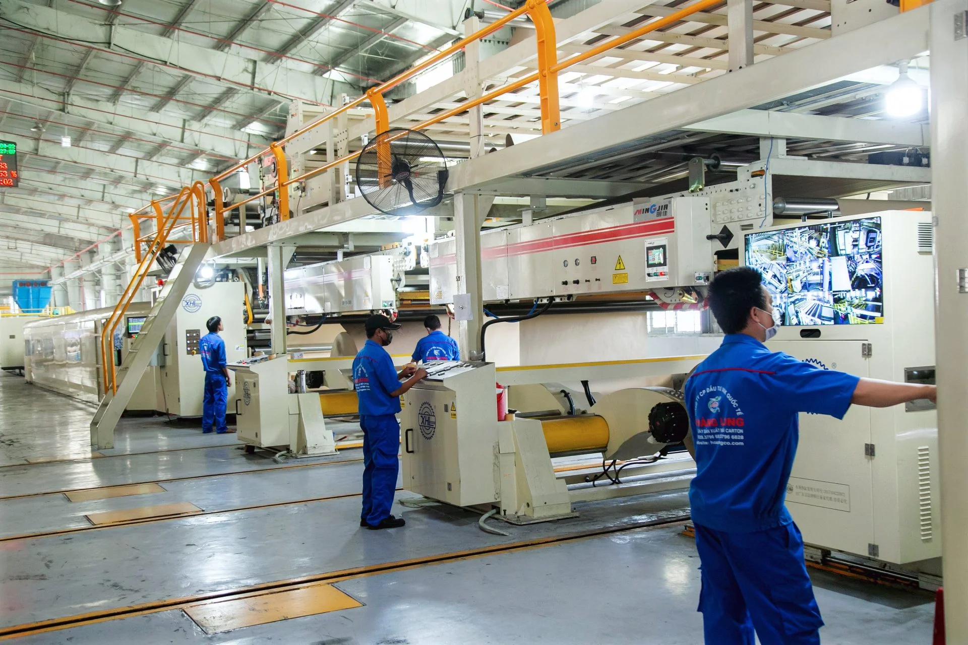 Công Ty CPĐT XNK Quốc Tế Hoàng Long - Địa Điểm cung cấp thùng carton Thủ Đức